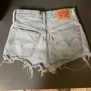 LEVI’S 501 Button Fly Cut Off Distressed Jean Shorts Size 24 Light Indigo